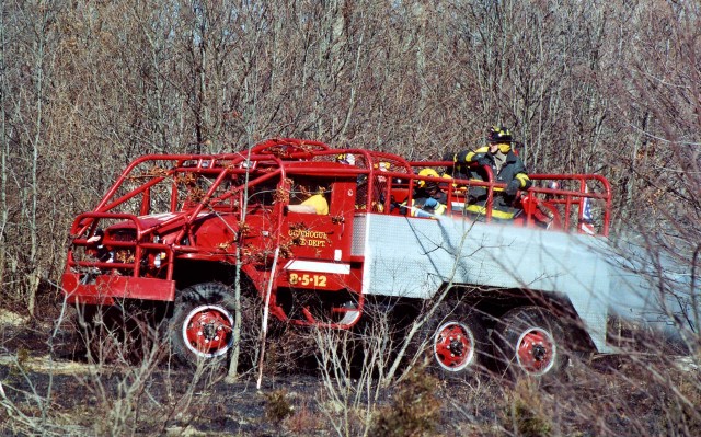 Mutual Aid to Mattituck FD - Brush Fire 6/06