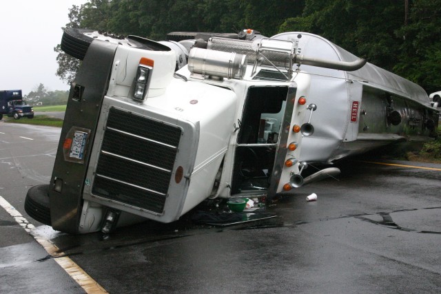 10/01/06 Tanker Rollover on Route 48