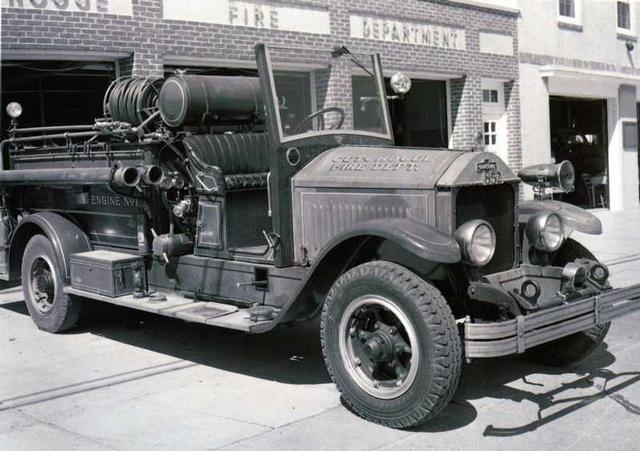 1930 American Lafrance Pumper: Photo taken by Charles Meredith 8/25/56