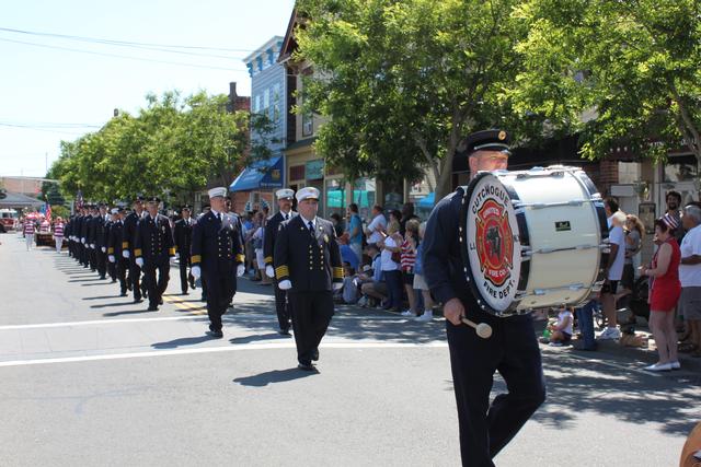 Memorial Day Parade 2010 - Greenport